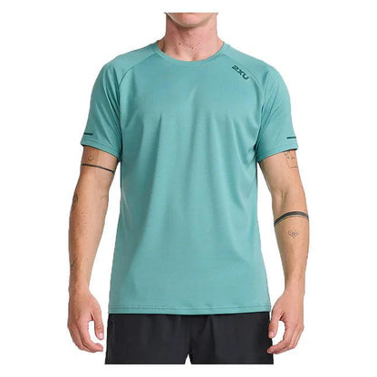 2xu Aero Tee - Men's - The Triathlon Store