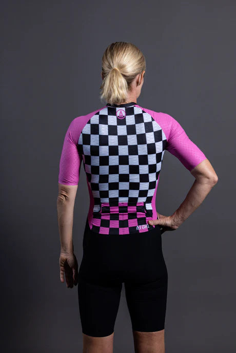 ATOHI | D-LITE | OFF THE WALL PINK | WOMENS TRIATHLON SUIT