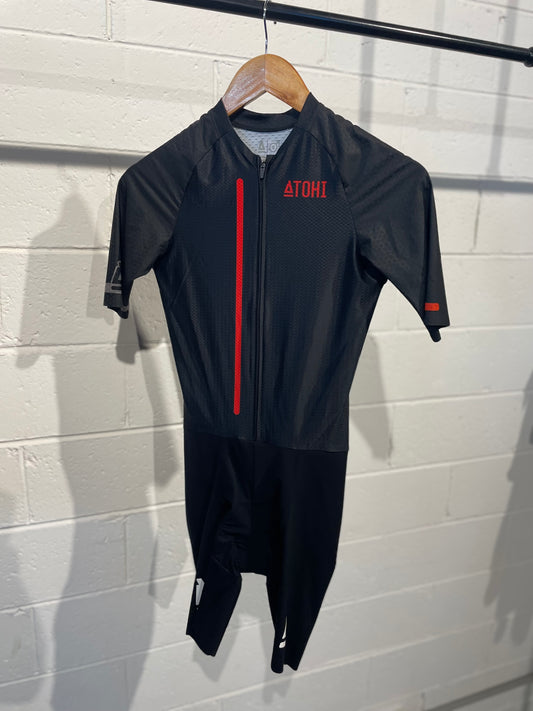 ATOHI | D-LITE | BLACK (RED STRIPE) | TRIATHLON SUIT